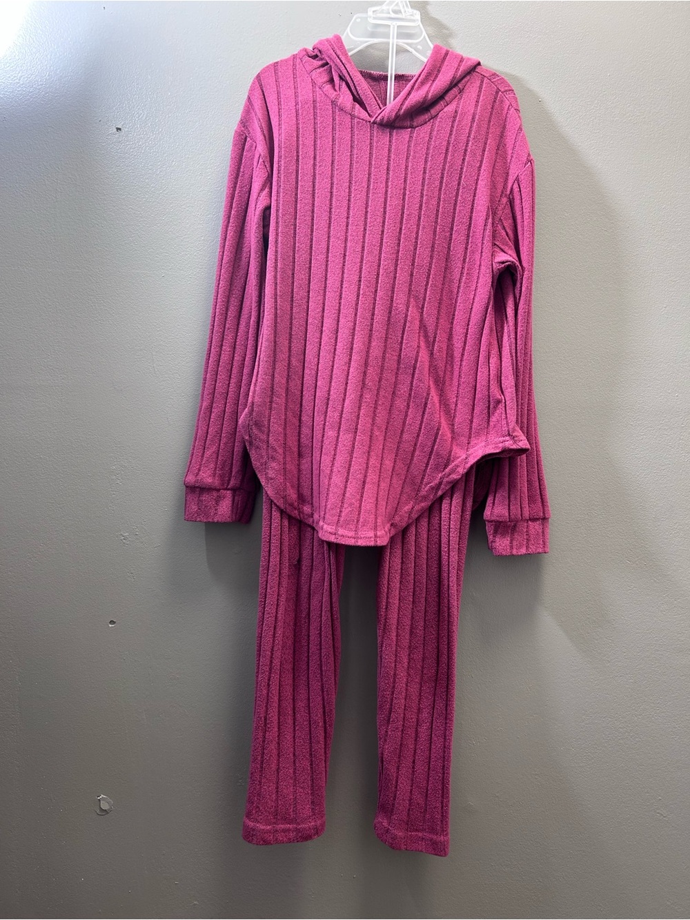 SHEIN Hot Pink Ribbed Hooded Kids Pajama Set